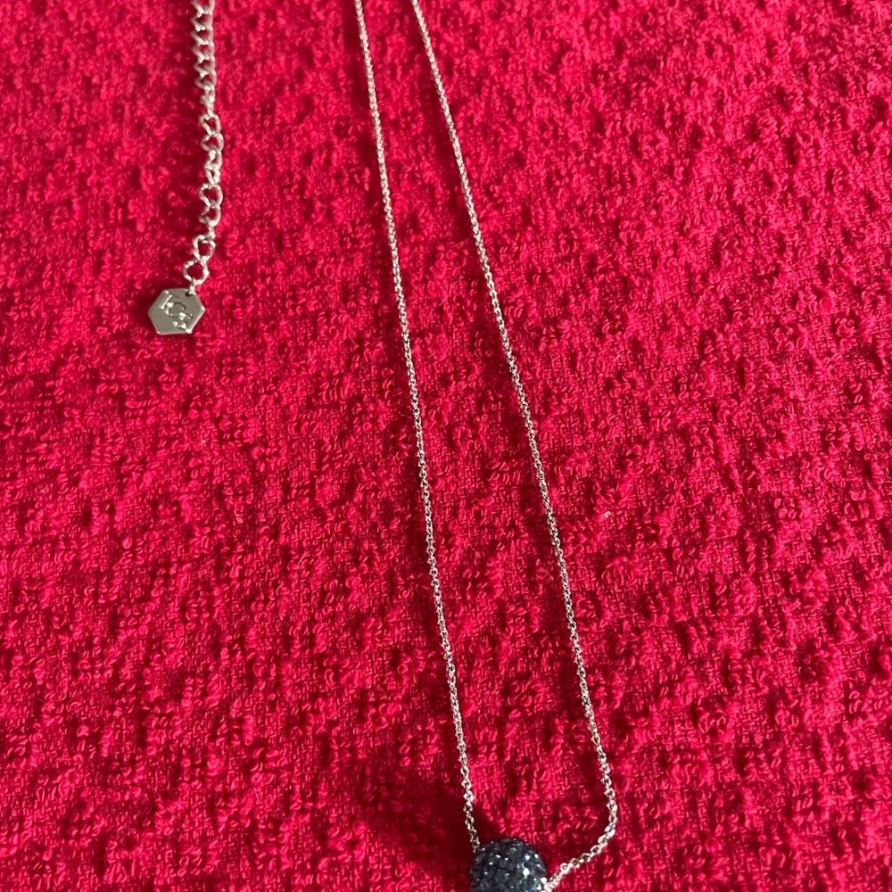 Swarovski Silver and Black Necklace with Elegant Design